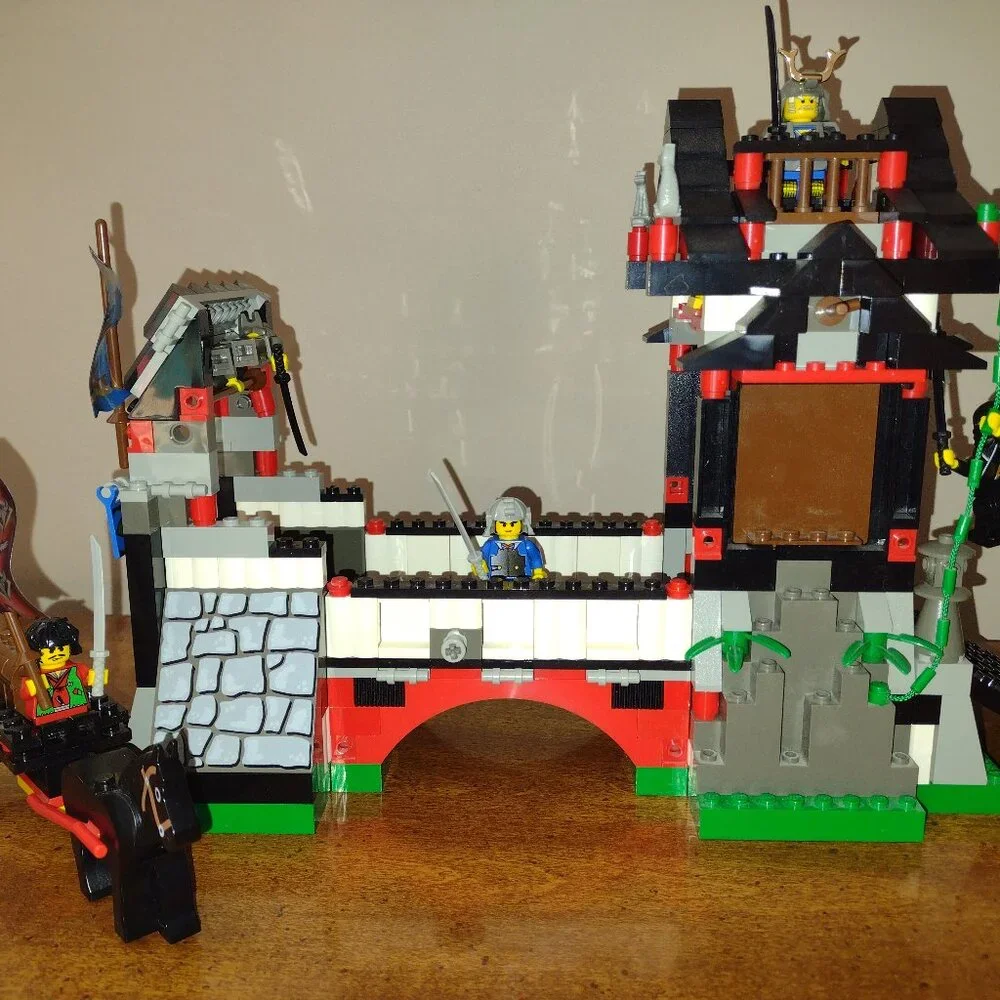Lego Ninja Stone Tower Bridge, Castle, w original box and instructions, retired - Picture 16 of 16